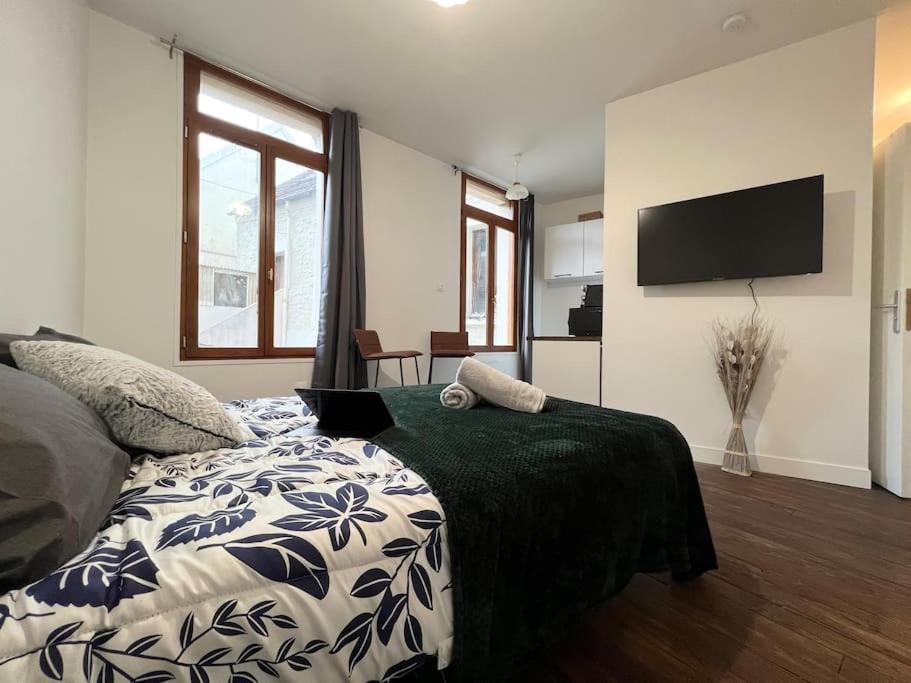 Le Petit Nid A 2 Min Gare / Centre Meulan Apartamento Exterior foto