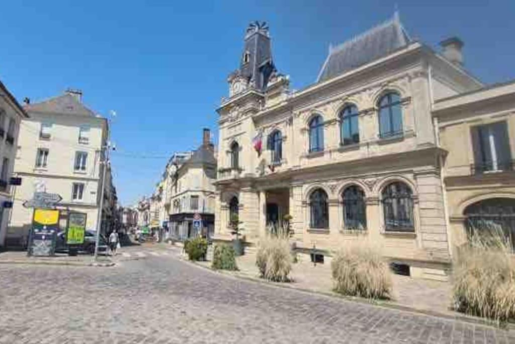 Le Petit Nid A 2 Min Gare / Centre Meulan Apartamento Exterior foto